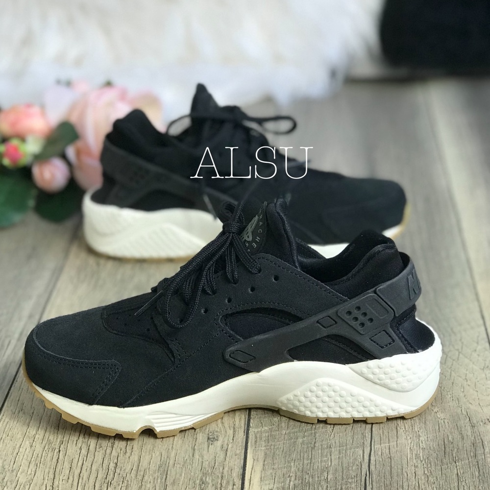 Nike Air Huarache Run Suede Black Deep White W - Picture 7 of 8
